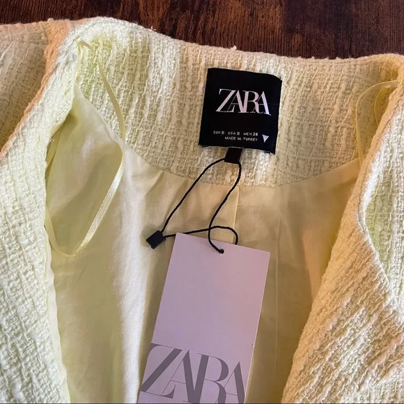 ZARA TEXTURED CROP JACKET  - Picture 7 of 15